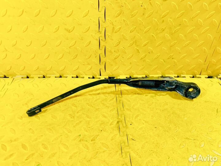 Поводок дворника заднего Nissan Almera/Pulsar N15