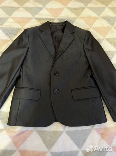 Пиджак на мальчика 128