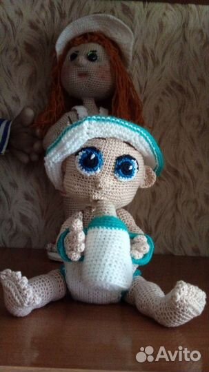 Кукла ручной работы с одеждой