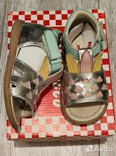 Босоножки на девочку 23 размер