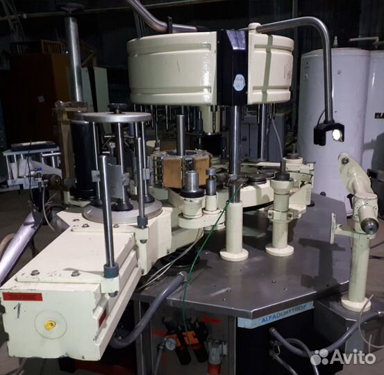 Этикетировочный автомат Alfa Q F3 18T Италия