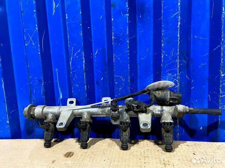 Топливная рампа Kia Cerato 1 1.6 G4ED 2005