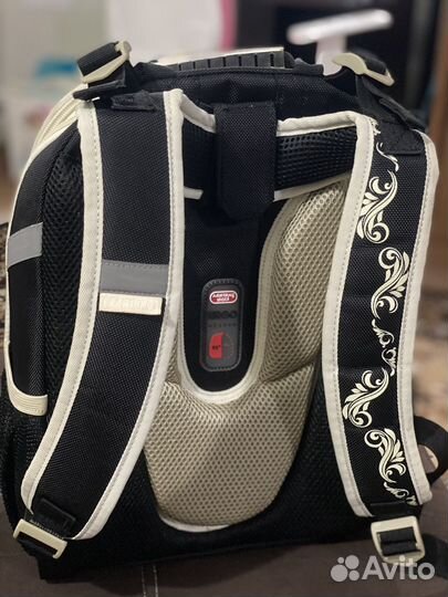 Рюкзак школьный