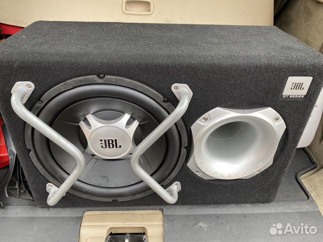 Сабвуфер jbl