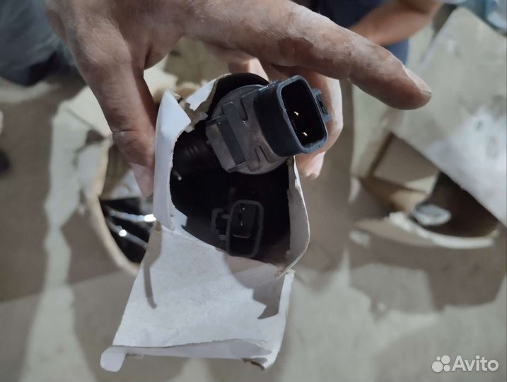 Насос омывателя Toyota Corolla GRA0203K И camry