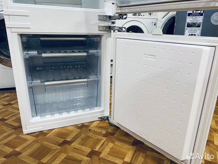 Встраиваемый холодильник Bosch