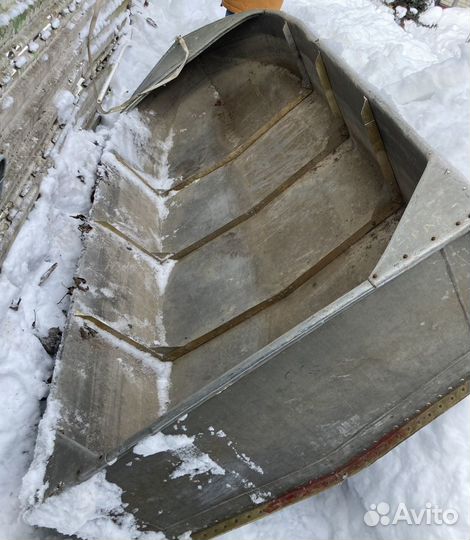 Лодка дюралевая