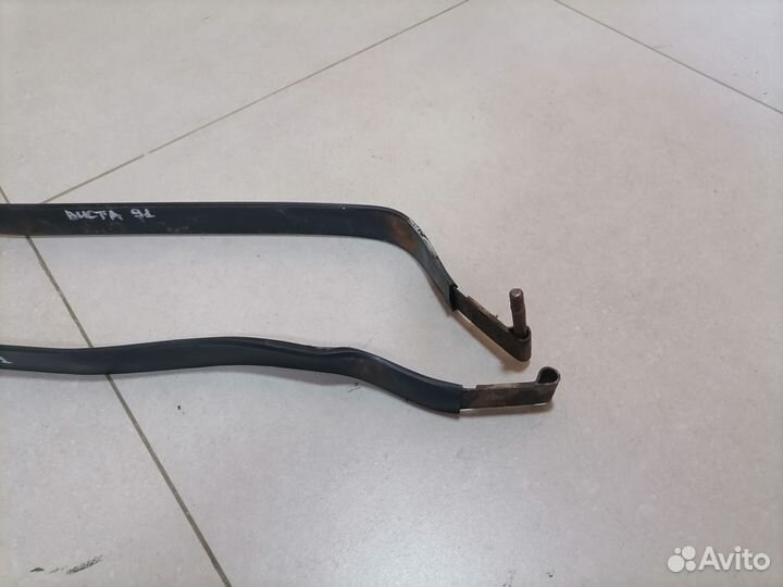 Лента крепления бензобака Toyota Vista