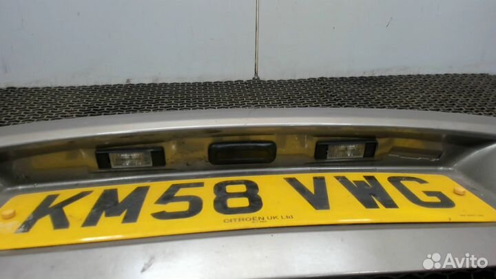 Накладка крышки багажника Citroen C4 Picasso, 2008