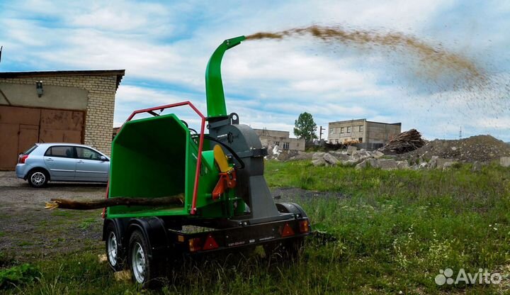 Измельчитель дерева greenпинг на прицепе