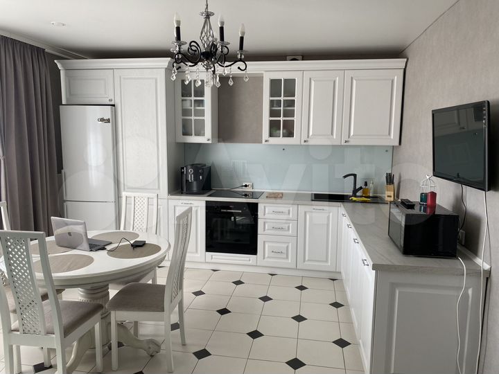 2-к. квартира, 56 м², 7/10 эт.