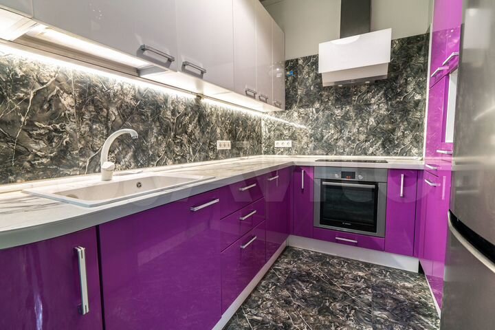 Аукцион: 4-к. квартира, 100 м², 2/23 эт.