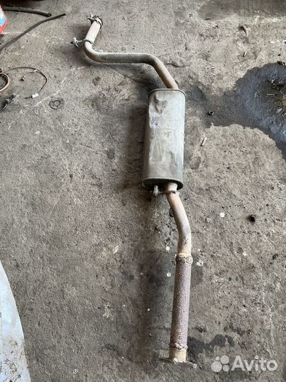 Средняя часть глушителя Ford Mondeo 2