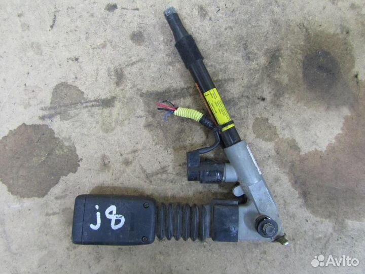 Защёлка ремня безопасности с пиропатроном правая