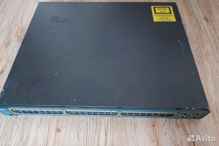 Cisco Catalyst WS-C3560-48PS-S POE