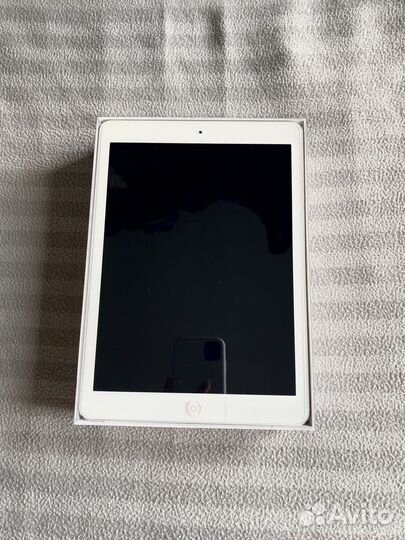 Планшет apple iPad air