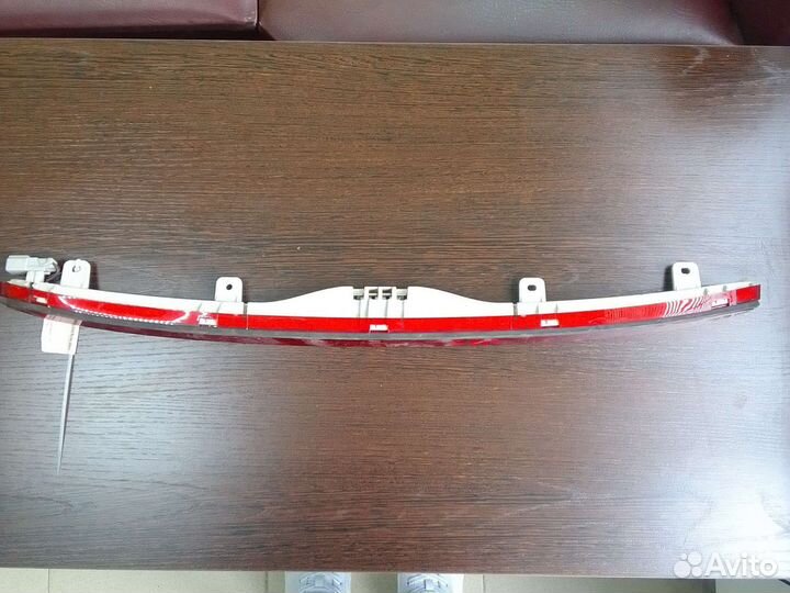 Стоп-сигнал Honda Civic 5D задн. (б/у)