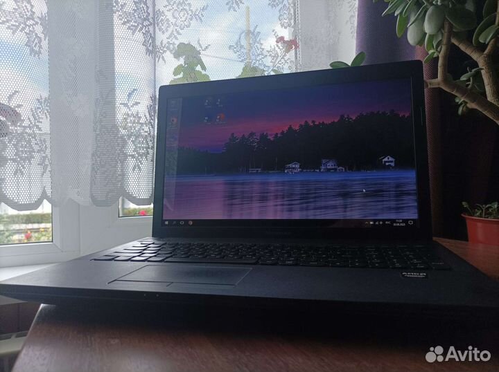 Ноутбук lenovo