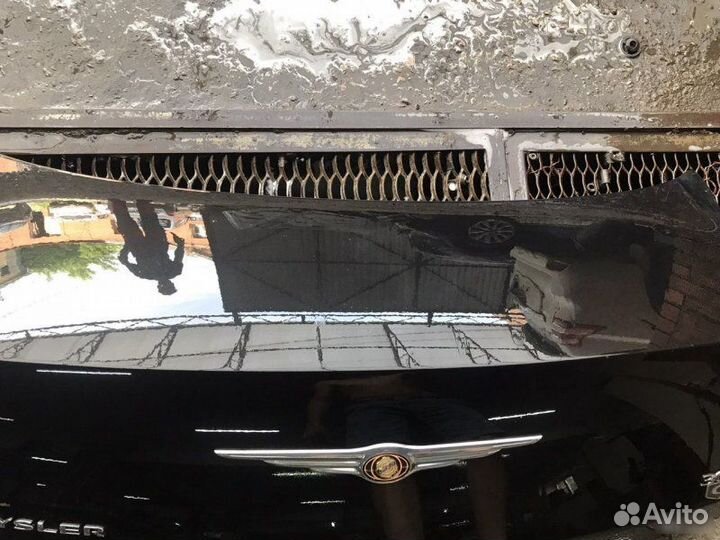 Крышка багажника Chrysler 300C