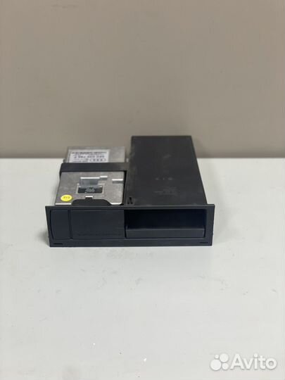 Блок AMI Ауди А6 С6 А8 Д3