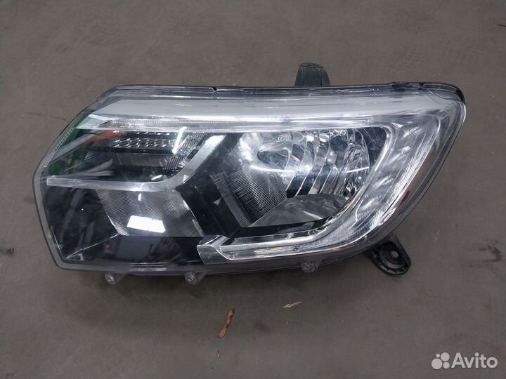 Фара renault sandero stepway 2 Logan 2