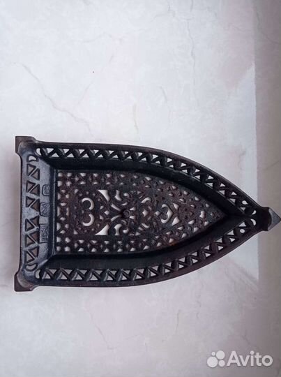 Подставка под утюг