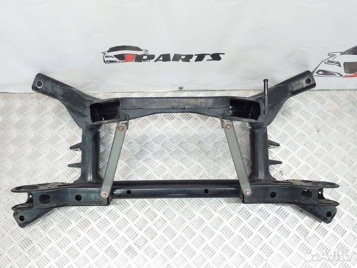 Подрамник задний Mitsubishi Lancer 10