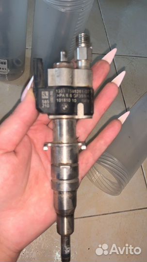 Форсунки топливные на BMW x6 2010г. 4,4 л