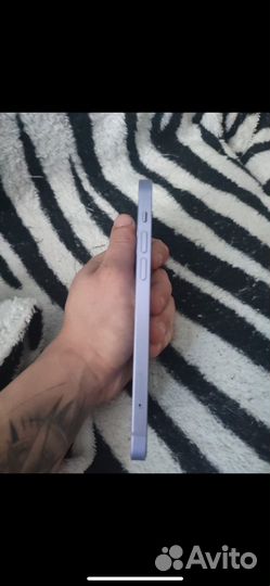 iPhone 12, 64 ГБ