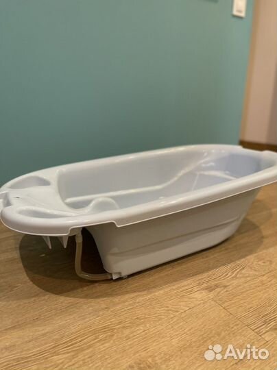 Ванночка для купания с горкой