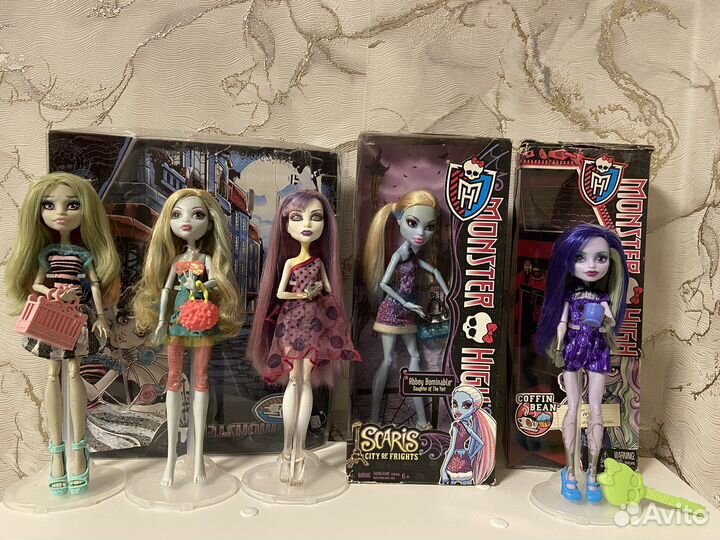 Куклы monster high разные
