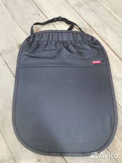 Защитная накидка на заднее сиденье автомобиля