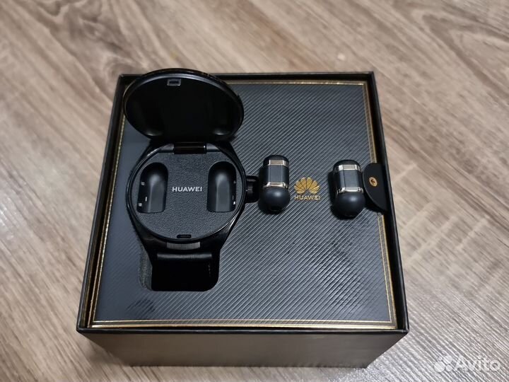 Часы Huawei watch buds