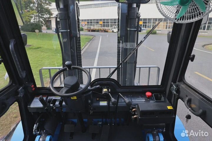 Вилочный погрузчик TRF D70-3M, 2023