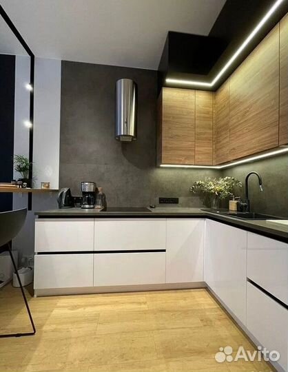 Кухонный гарнитур на заказ от фабрики