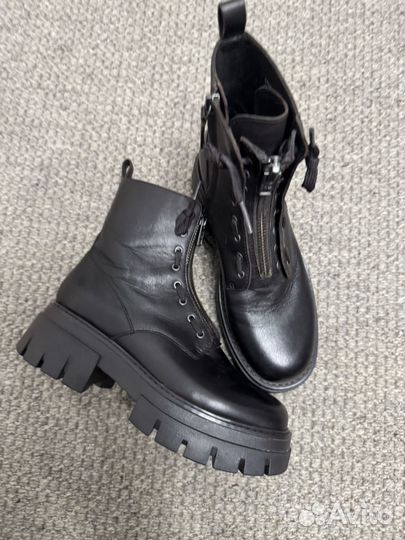 Ботинки женские Ash