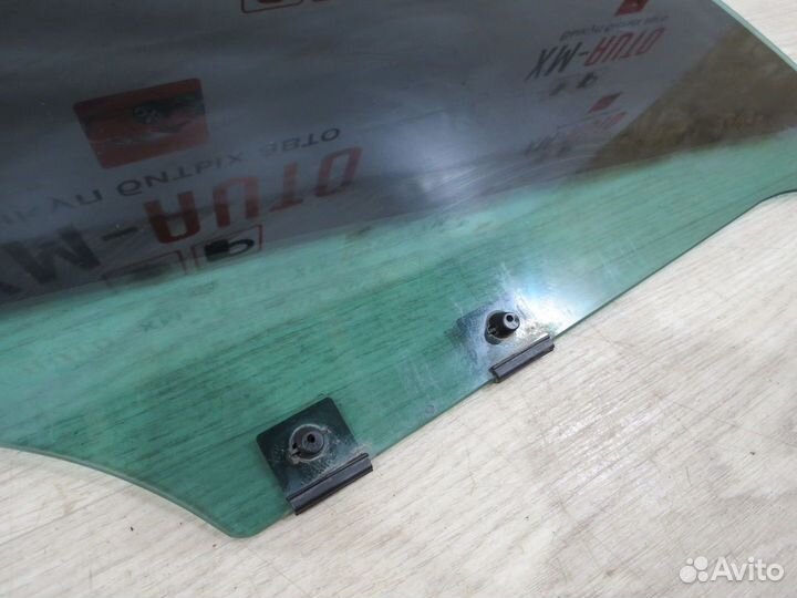 Стекло заднее правое Renault Kaptur