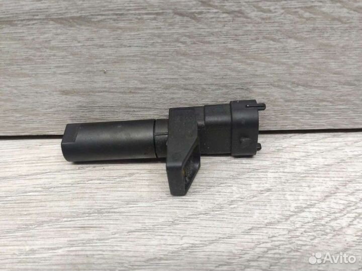 Датчик коленвала Mercedes OM642