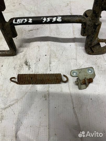 Центральная подножка Suzuki Lets 2 NEW