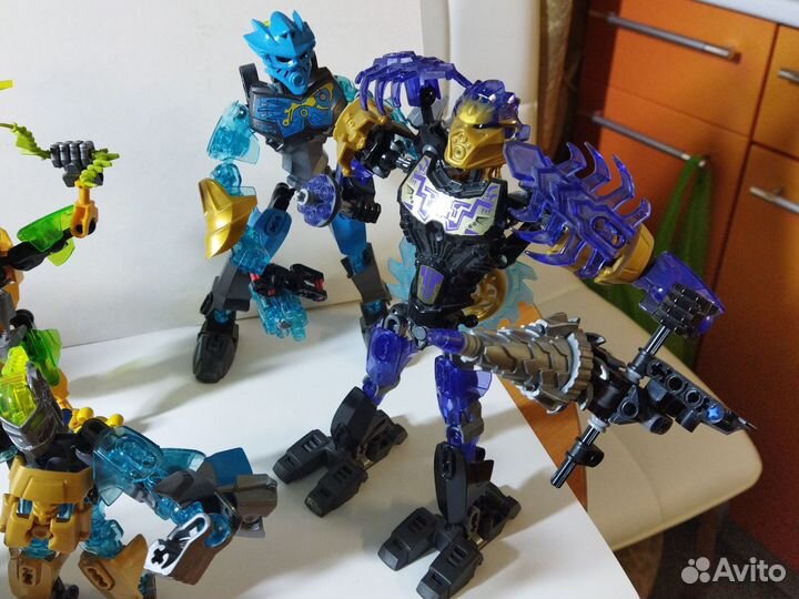 Lego bionicle