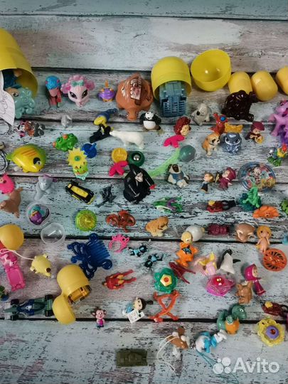 Игрушки из киндер сюрпризов пакетом/цена за всё