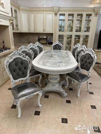 Стол и стулья от производителя. В наличии