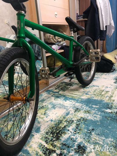 Трюковой велосипед BMX