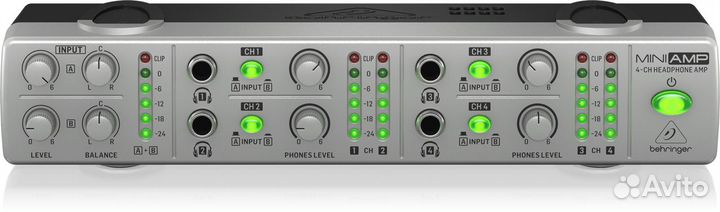 Behringer AMP800 V2 компактный микшер-усилитель