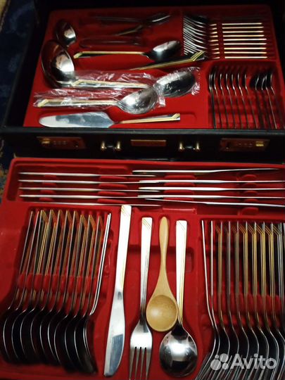 Набор столовых приборов из 72 предметов