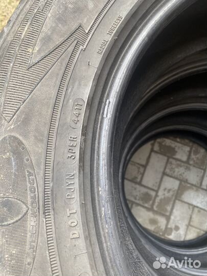 Goodyear Wrangler AT 275/60 R20