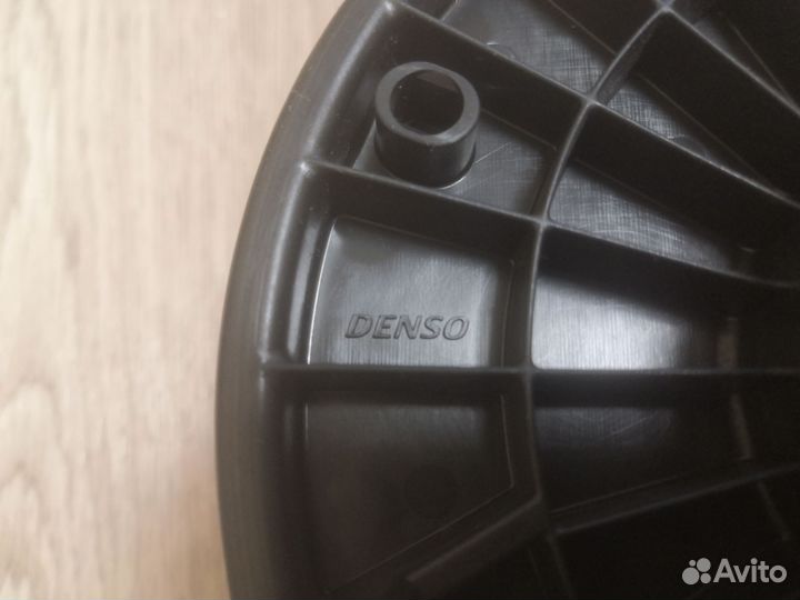 Вентилятор печки Honda Civic 8 4D