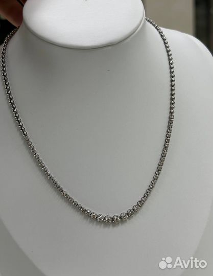 Золотое колье с бриллиантами