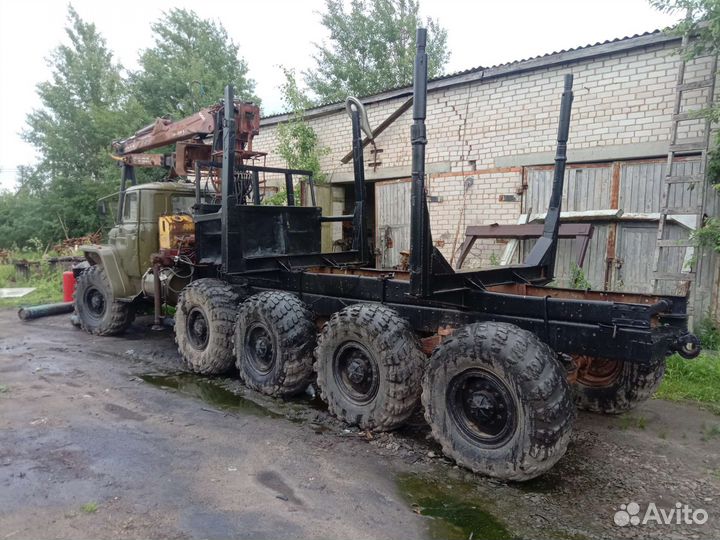 Урал 4320 с КМУ, 1989