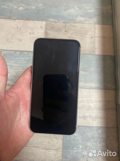 iPhone Xr, 128 ГБ